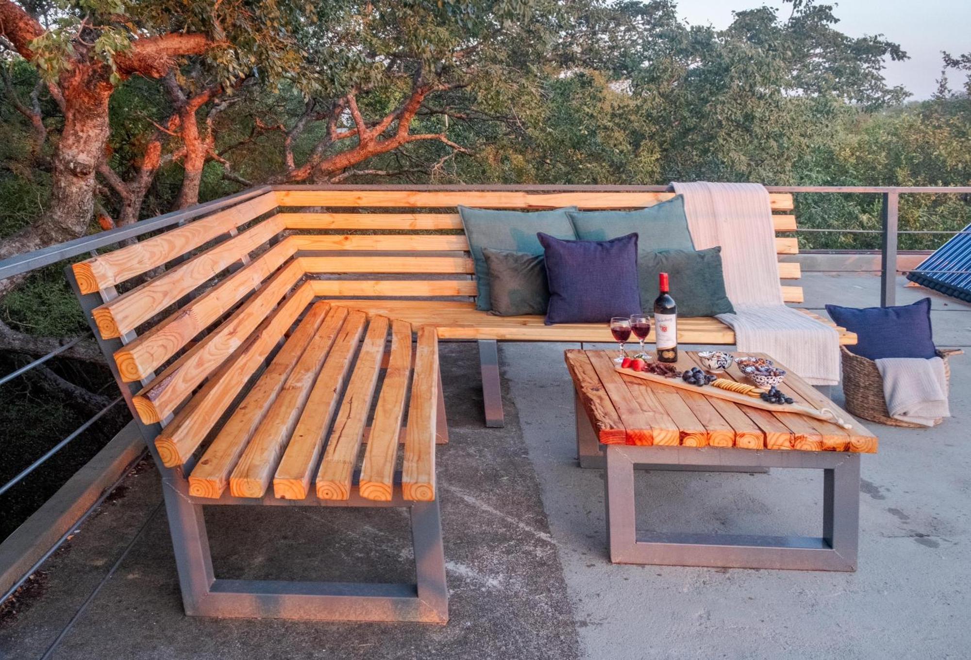 Jackals Dream - Self Catering Bordering Kruger National Park Villa *