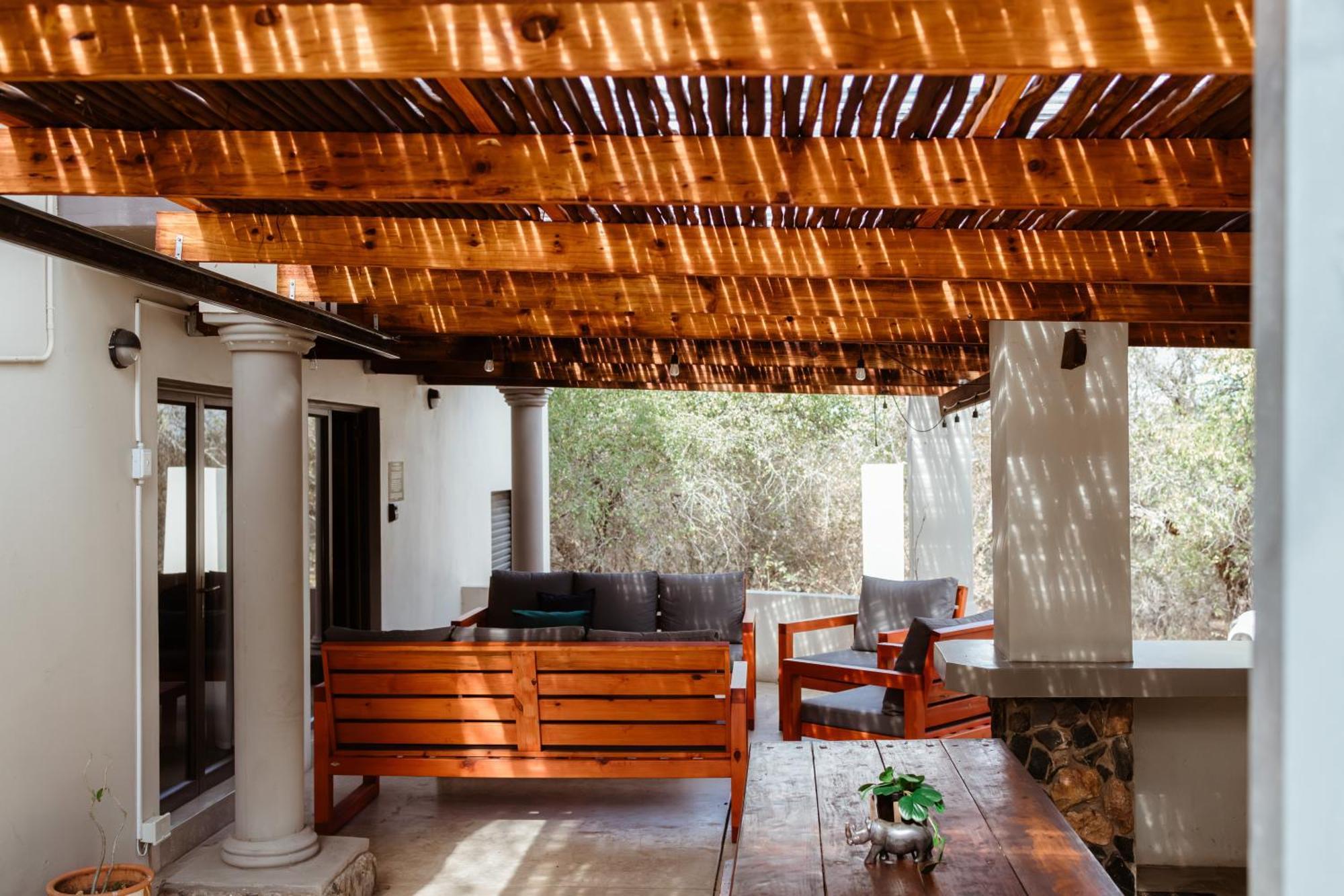 Jackals Dream - Self Catering Bordering Kruger National Park Villa *